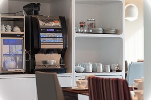 Free daily buffet breakfast  - 8Piuhotel (Lecce)