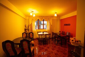 Breakfast area - Sonnenthal Bed & Breakfast Cusco (Cusco)