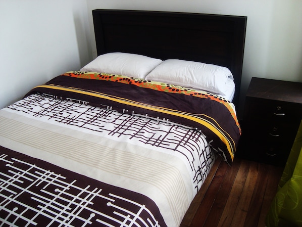 Hypo-allergenic bedding, down duvets, in-room safe - Bogota Hostel Mr Warrot (Bogotá)