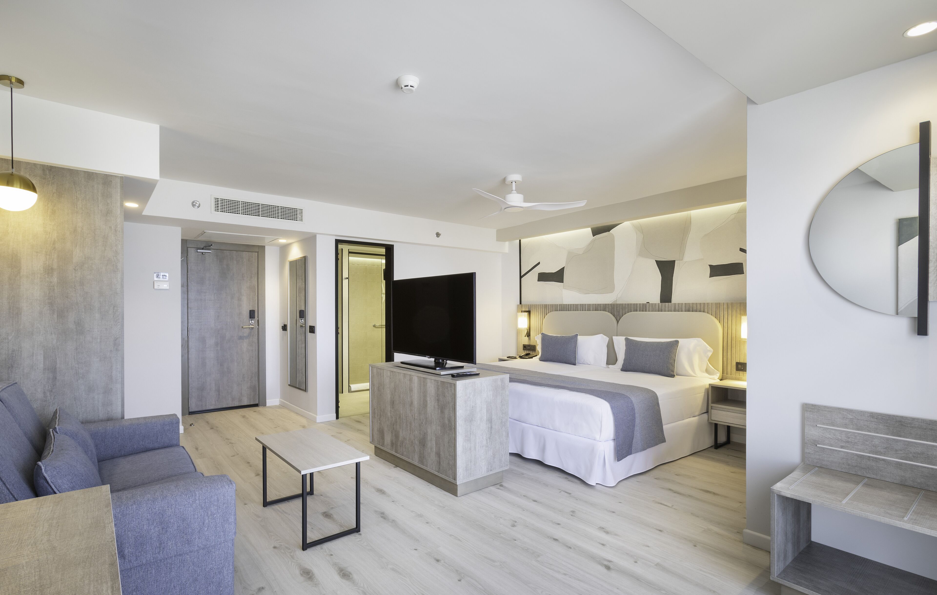 Minibar, Wi-Fi gratuit, draps fournis