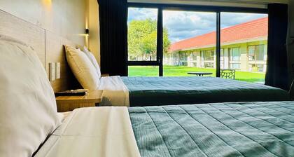 Airport Gold Star Motel