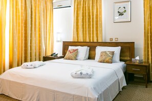 In-room safe, individually decorated, individually furnished, desk