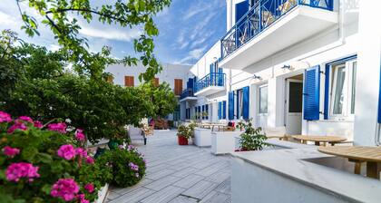 Captain Manolis Hotel