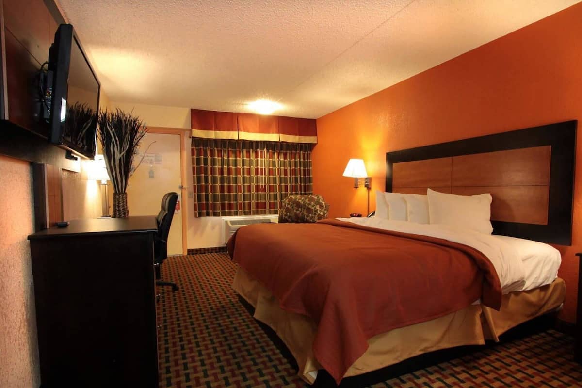 Bureau, rideaux occultants, chambres insonorisées