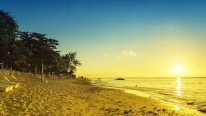 Beach - Belle Haven Luxury Apartments (Trou aux Biches)