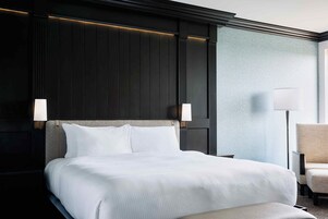 Premium Room | Desk, free WiFi, bed sheets, wheelchair access