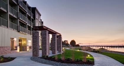 Hampton Inn and Suites Astoria