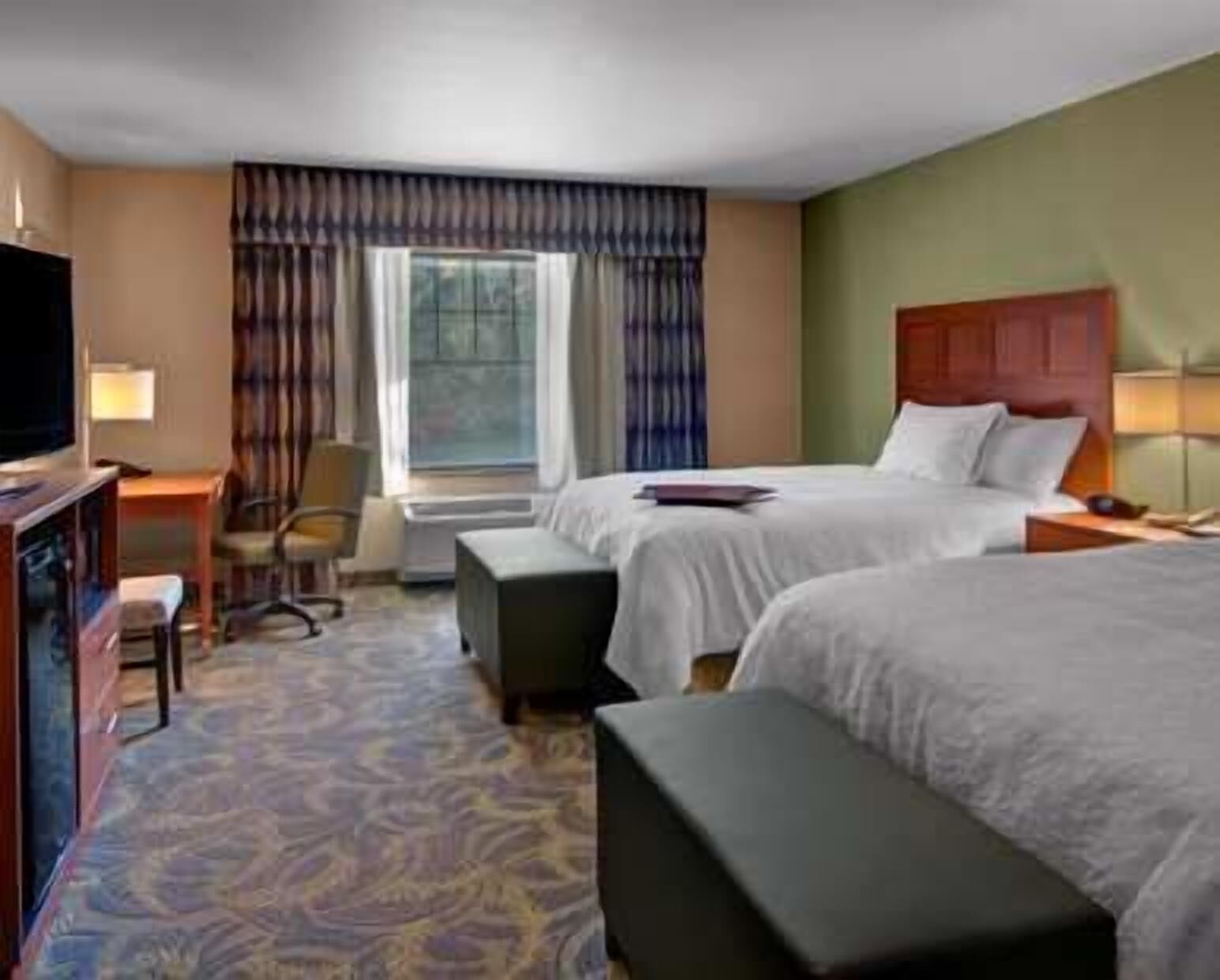 Iron/ironing board, free cots/infant beds, free WiFi, bed sheets