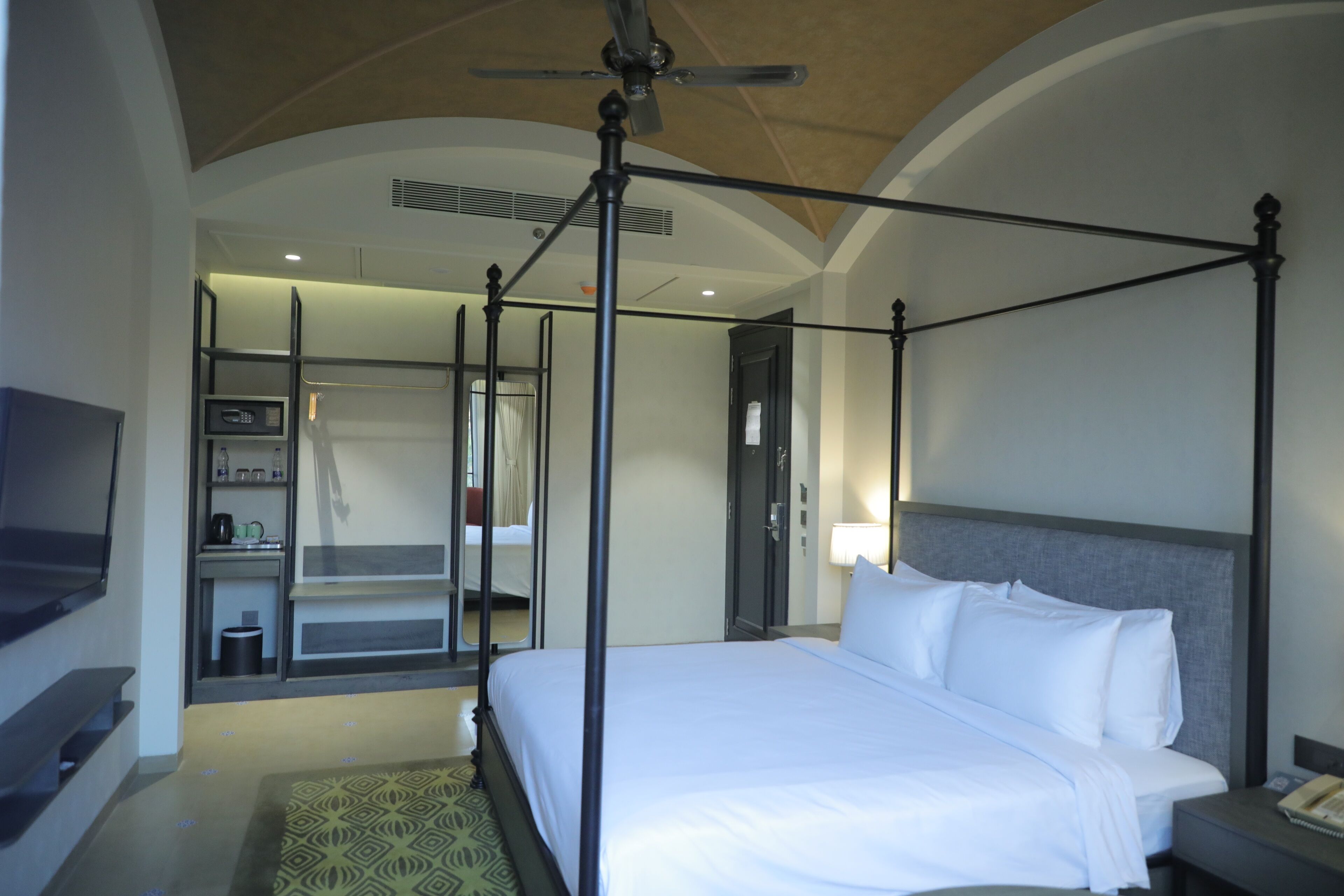 In-room safe, desk, laptop workspace, iron/ironing board