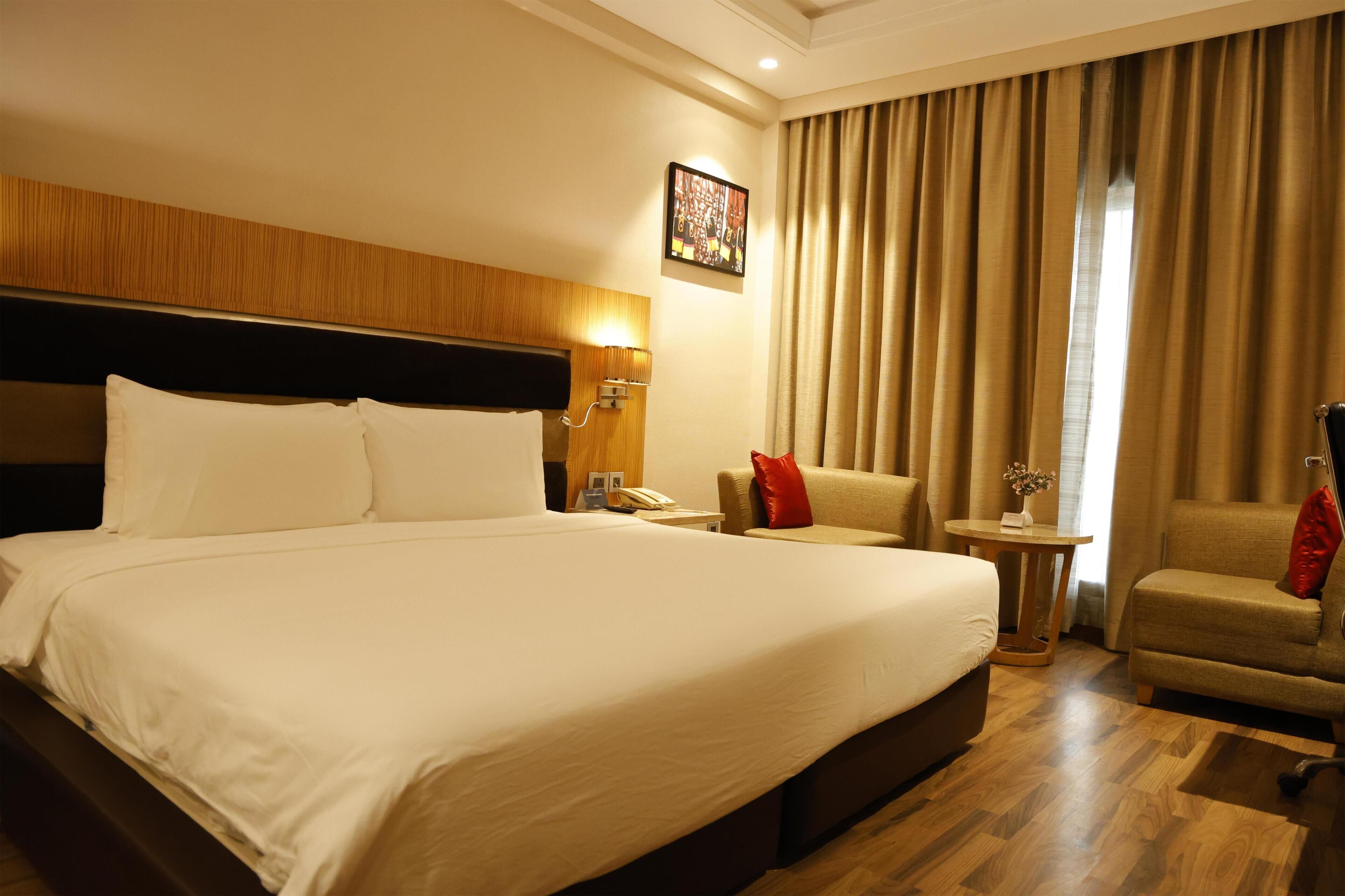 In-room safe, desk, laptop workspace, iron/ironing board