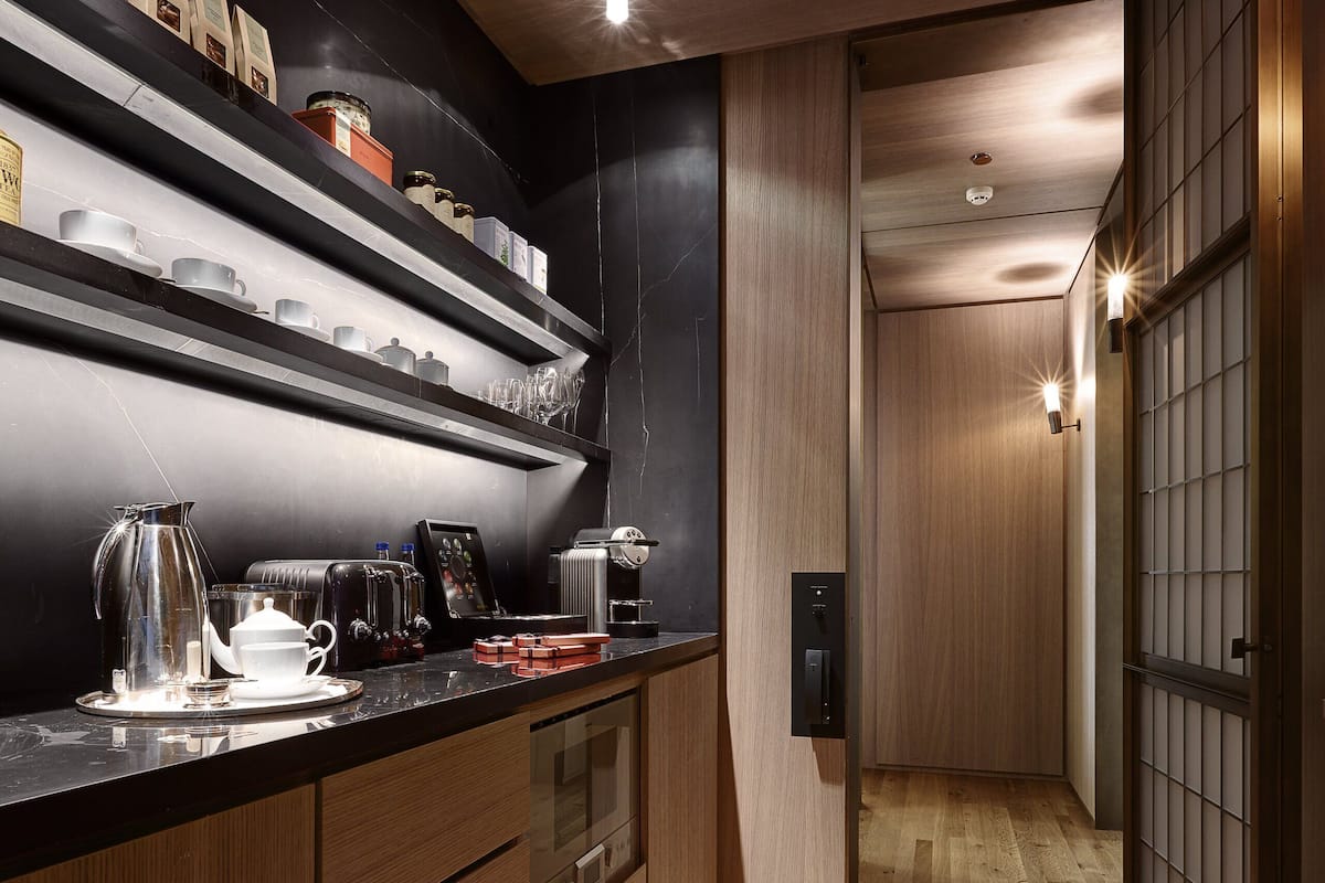 Celestine Suite | Eget pentry | Kaffe- och tebryggare och vattenkokare