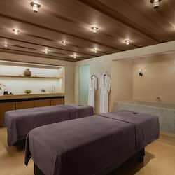 Couples treatment rooms, sauna, hot tub, steam room, Turkish bath