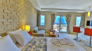 Junior Suite, Balcony, Sea View | Premium bedding, minibar, soundproofing, iron/ironing board