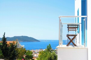 Ropa de cama de alta calidad, minibar, sistema de insonorización