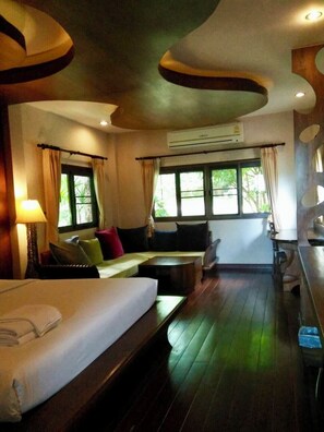 Escritorio y wifi gratis