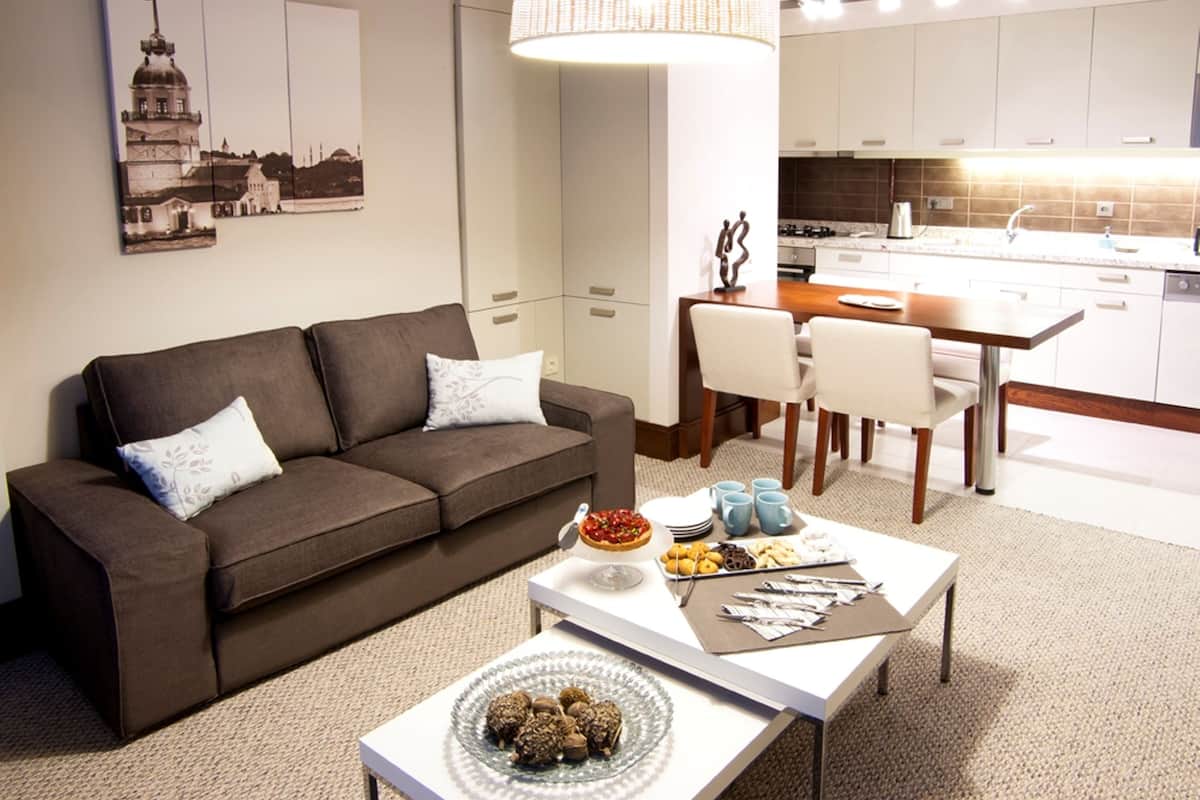 Two Bedroom Suite for 4 adults | Living area