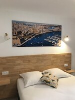 Standard Apartment | 2 bedrooms, in-room safe, blackout drapes, soundproofing