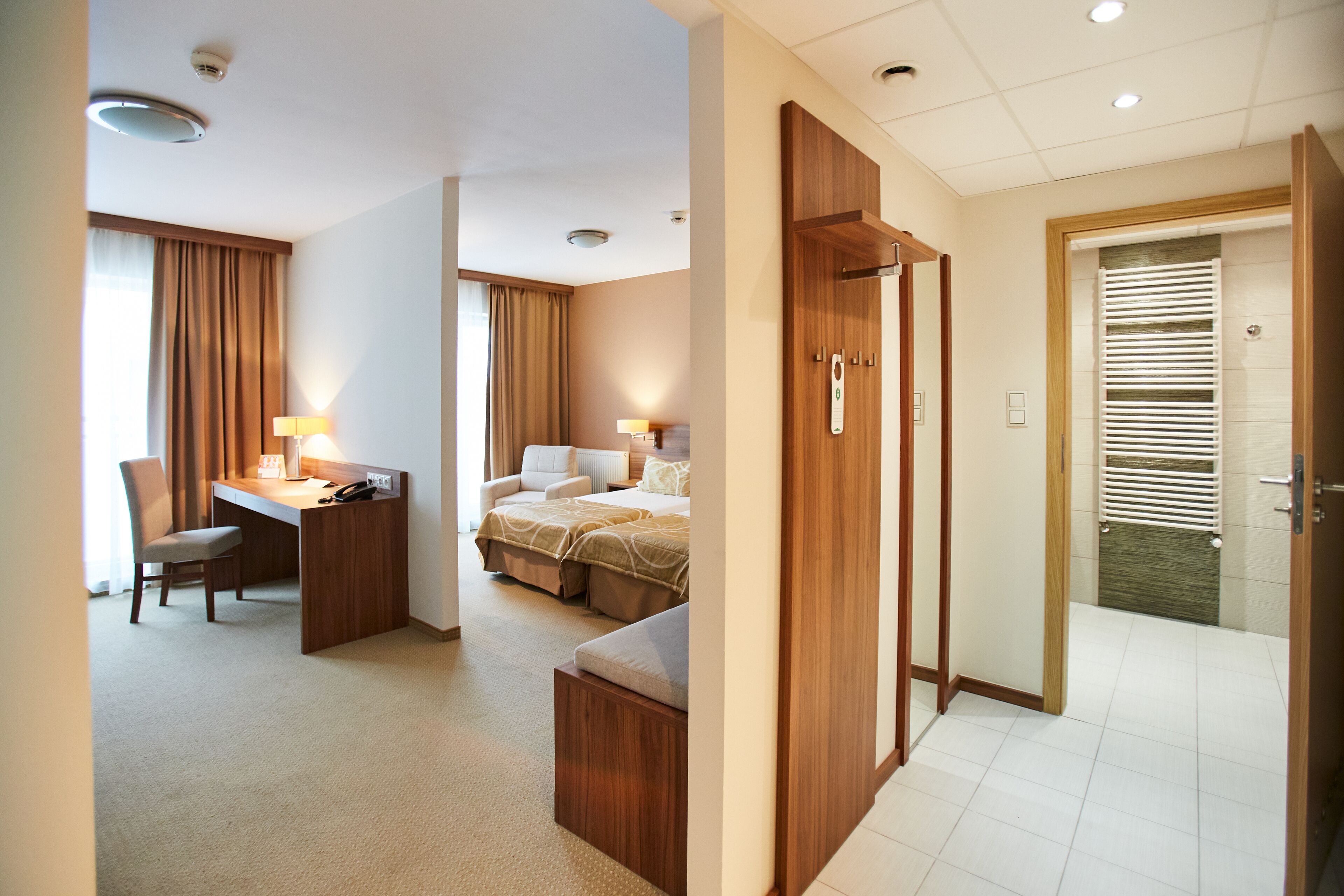 business double room | living area | tv