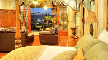 Suite, 1 King Bed