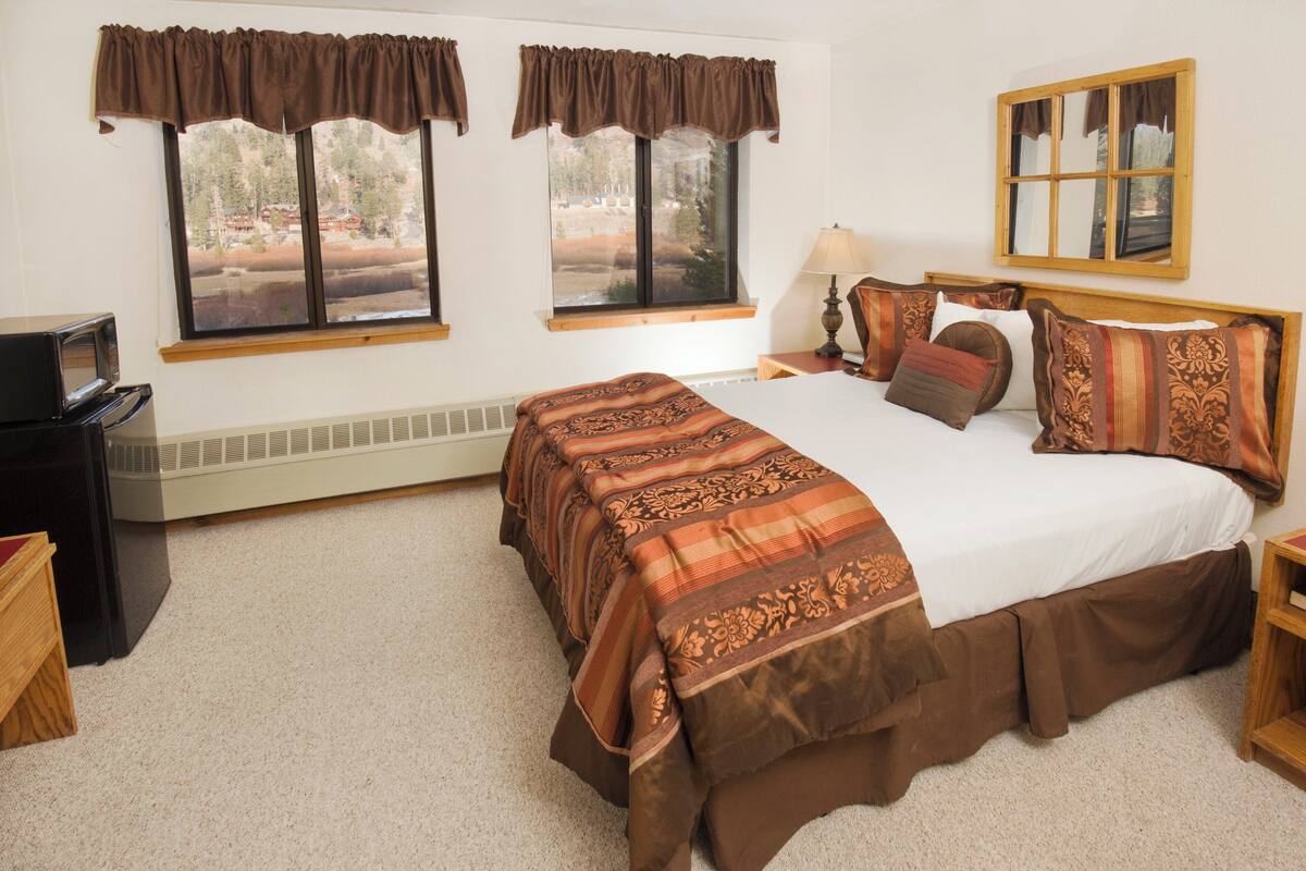 Room (The Meadows Region) | Seterika/papan seterika, Wi-fi percuma, cadar katil 
