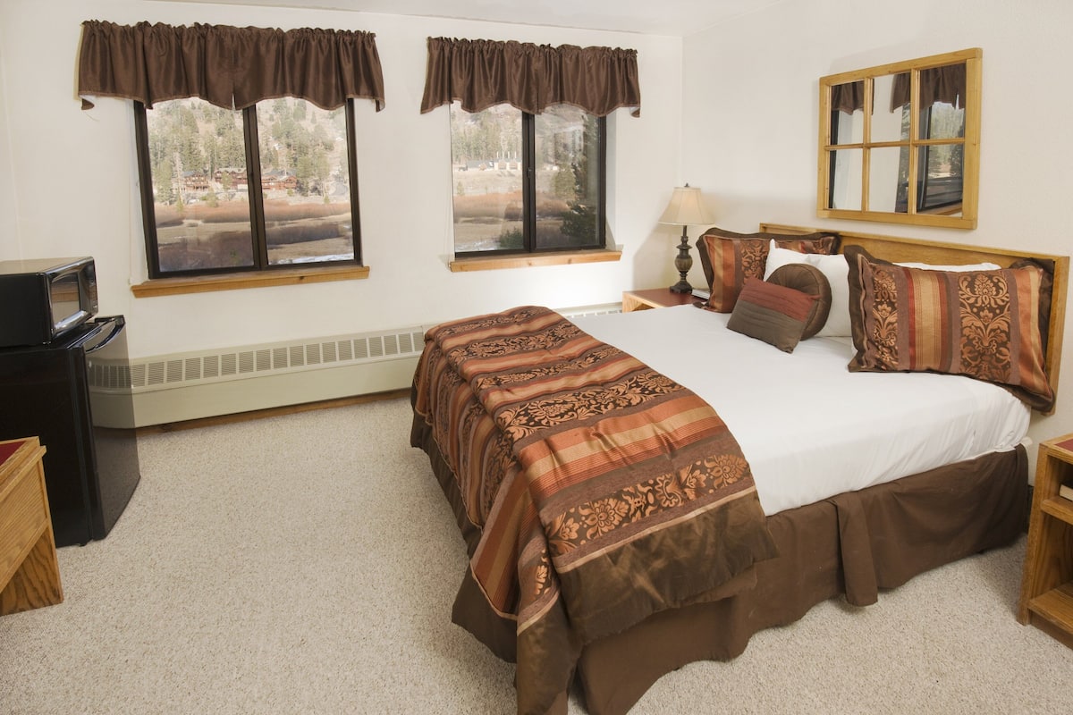 Room (The Meadows Region) | 1 bilik tidur, seterika/papan seterika, cadar katil