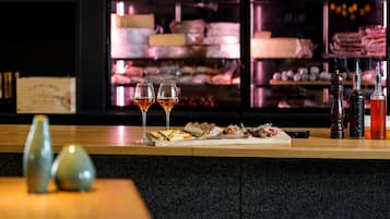 Bar (in der Unterkunft)