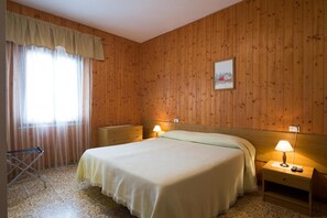 Soundproofing, free WiFi - Albergo Ristorante La Villa (Abetone Cutigliano)