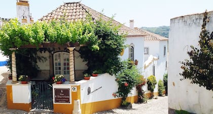 Casa de S. Thiago do Castelo