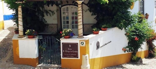 Casa de S. Thiago do Castelo