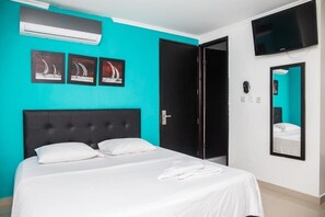 In-room safe, iron/ironing board, free WiFi - Hotel Rodadero Real (Santa Marta)