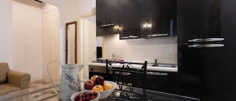 Apartment, 1 Bedroom (PIGNOLETTO Via Pignolo 81) | Private kitchen