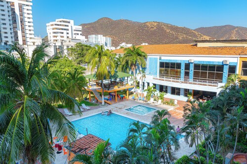 Hotel Palmarena Plaza