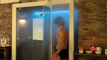 Sale per trattamenti di coppia, sauna, vasca idromassaggio, bagno turco