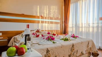 Minibar, in-room safe, laptop workspace, soundproofing