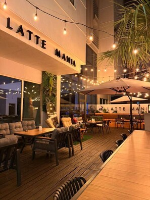Bar (on property) - La Brisa Hotel (Konyaalti)