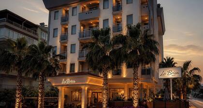 La Brisa Hotel
