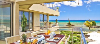Bon Azur Beachfront Suites & Penthouses with LOV