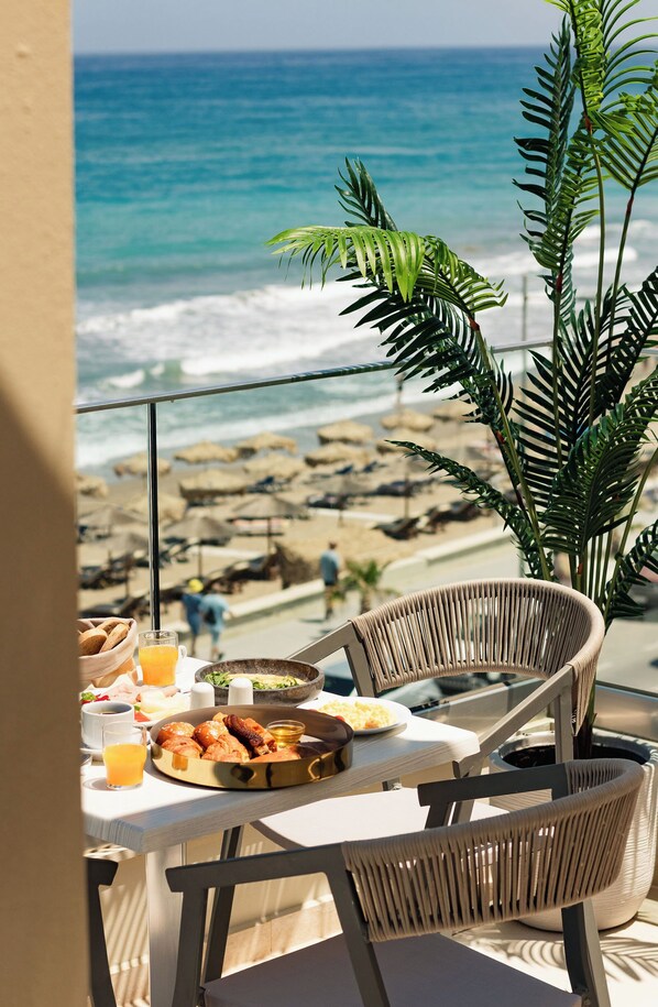 Aether Junior Suite Sea View | Balcony view - Batis Aero Beachfront Wellbeing Hotel (Rethymno)