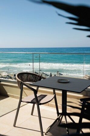 Aura Room Sea View | Beach/ocean view - Batis Aero Beachfront Wellbeing Hotel (Rethymno)