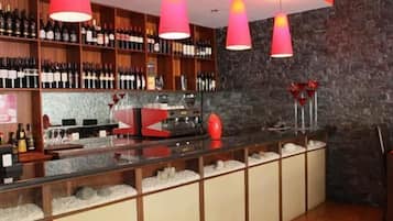 Bar (in der Unterkunft)