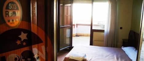 Chambre Double, salle de bains privée