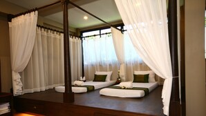 A bedroom with two beds, white bedding, and sheer curtains. - Mae Jo Golf Club & Resort (San Sai)