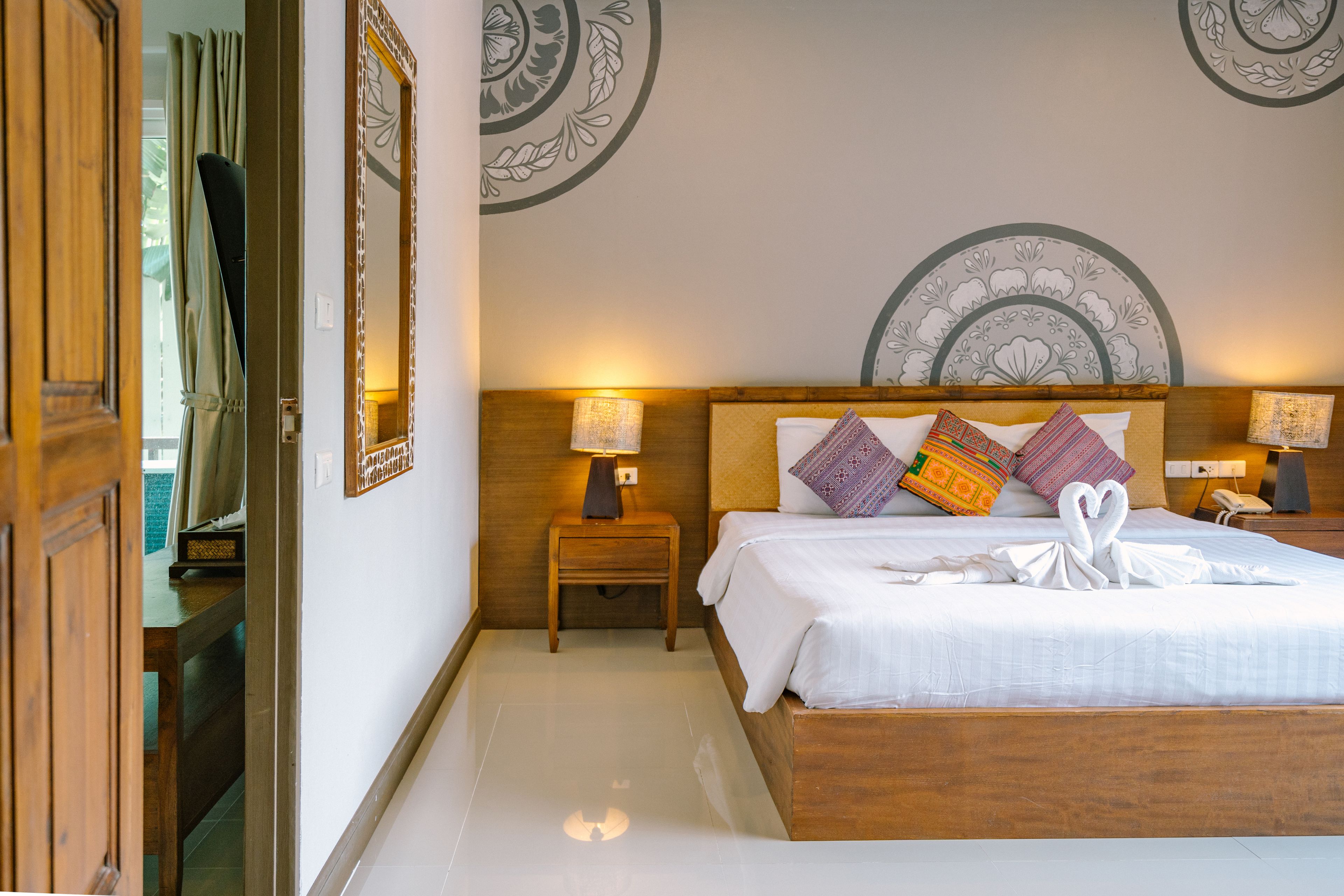 one bedroom grand suite with balcony | in-room safe, individually decorated, individually furnished, desk