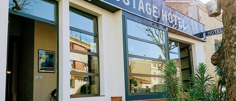 Entrée de l’hébergement