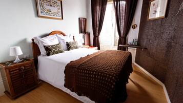 Standard Double Room | Pillowtop beds, desk, soundproofing, iron/ironing board