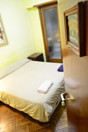 Suite, Private Bathroom - Garden House Hostel (Buenos Aires)