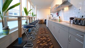 Dining - Arena Hostel Hamburg (Hamburg)
