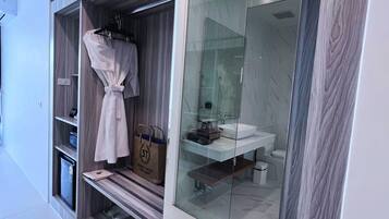 Premium-Zimmer | Minibar, kostenloses WLAN, Bettwäsche