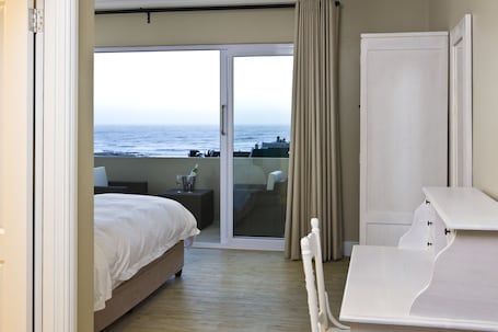 Executive Double Room, Sea View | Terrace/patio