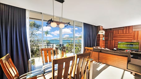 Presidential Suite | In-room safe, individually decorated, individually furnished, desk